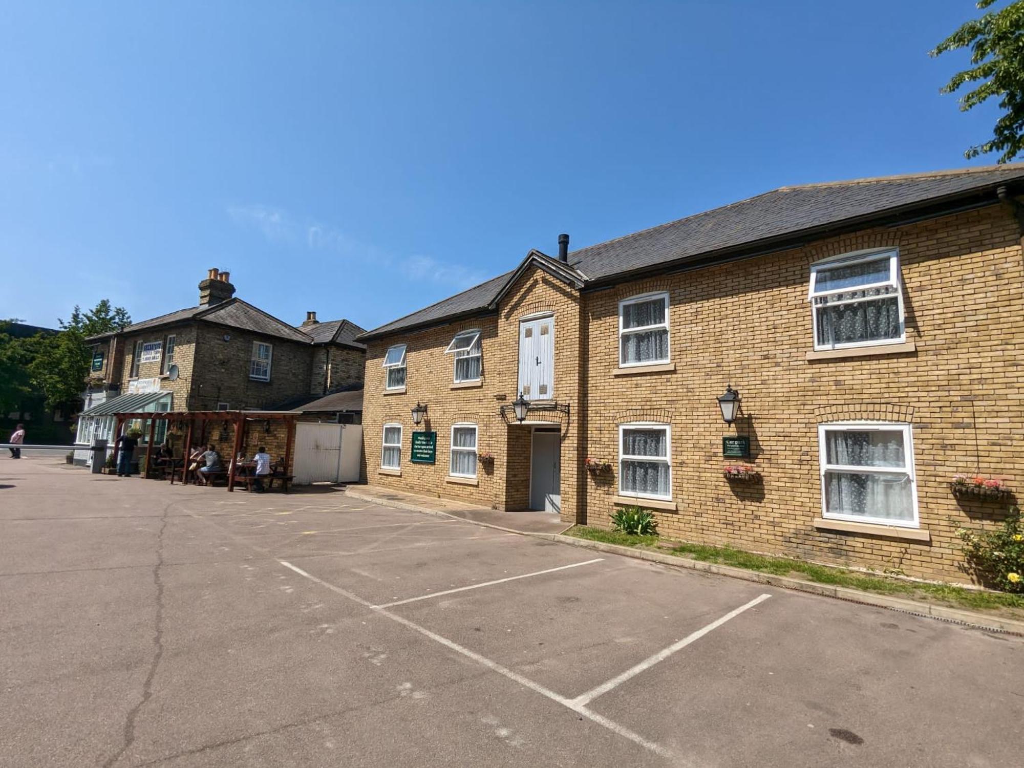 The Earl Of Derby Hotel CBG Exterior photo
